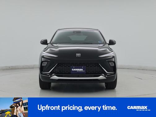 Black 2025 Buick Envista Avenir