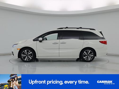 White 2019 Honda Odyssey Elite