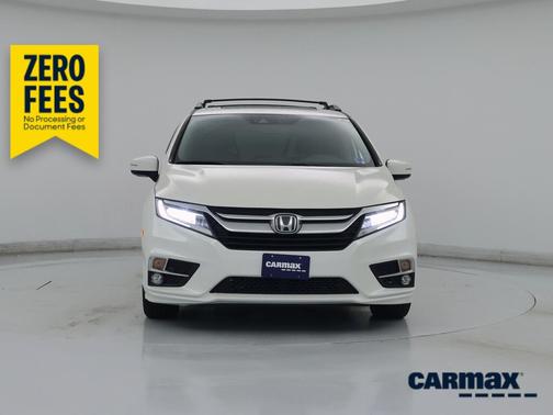 White 2019 Honda Odyssey Elite