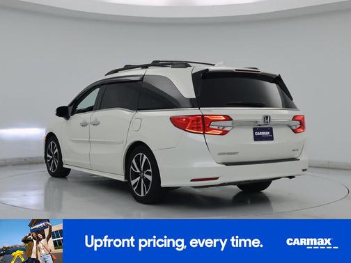 White 2019 Honda Odyssey Elite