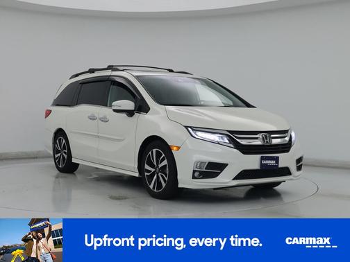 White 2019 Honda Odyssey Elite