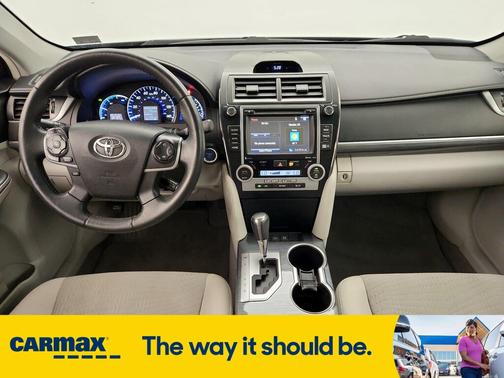 2014 Toyota Camry Hybrid XLE
