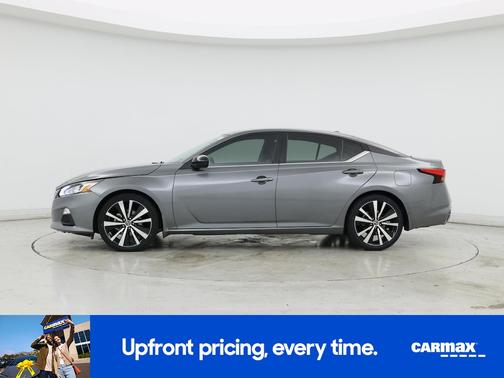 2022 Nissan Altima SR