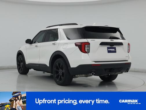 White 2022 Ford Explorer ST-Line
