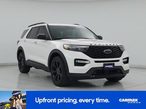 White 2022 Ford Explorer ST-Line