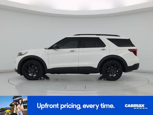 White 2022 Ford Explorer ST-Line