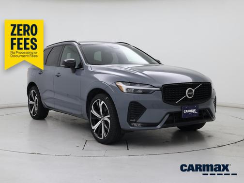 Gray 2024 Volvo XC60 B5 Ultimate Dark Theme