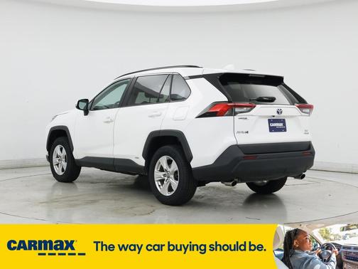 2021 Toyota RAV4 Hybrid XLE
