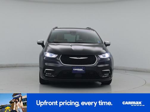 Black 2022 Chrysler Pacifica Hybrid Pinnacle