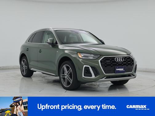 Green 2023 Audi Q5 e S-Line Premium Plus