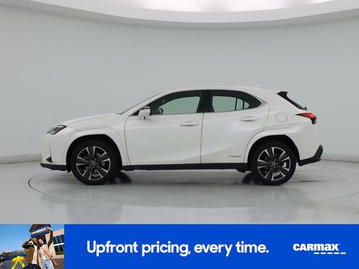 White 2022 Lexus UX 250h Luxury