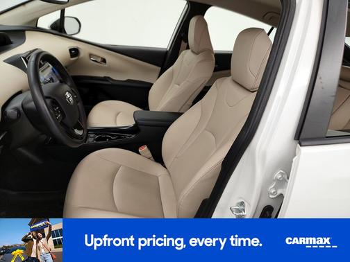 2019 Toyota Prius XLE