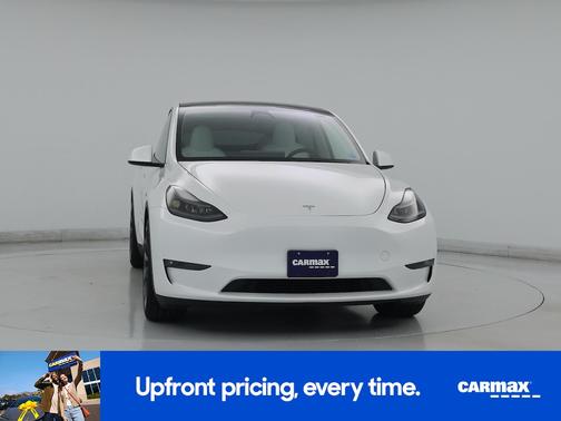 White 2023 Tesla Model Y Performance