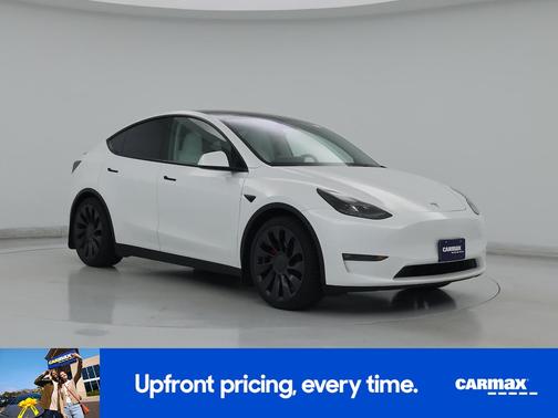 White 2023 Tesla Model Y Performance