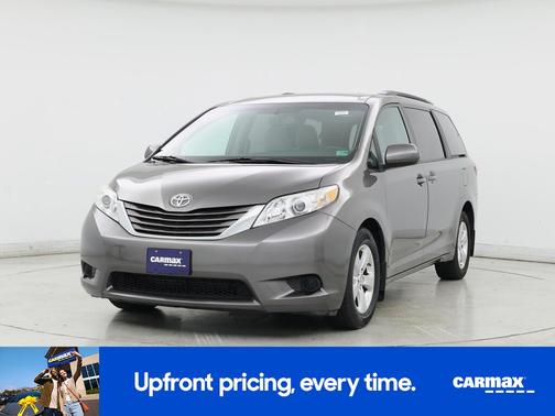 2017 Toyota Sienna LE