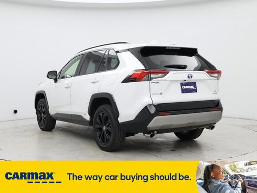 2024 Toyota RAV4 Hybrid SE