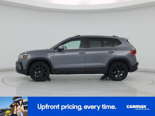 Gray 2024 Volkswagen Taos SE