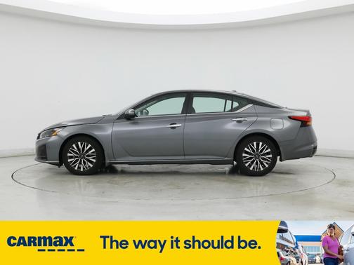 2023 Nissan Altima SV