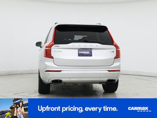2018 Volvo XC90 T6 Momentum