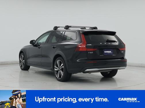 2023 Volvo V60 Cross Country B5 Plus