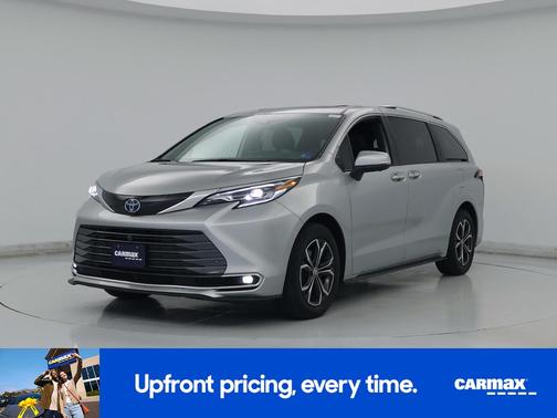 Silver 2025 Toyota Sienna Platinum