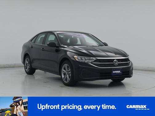 Black 2024 Volkswagen Jetta SE