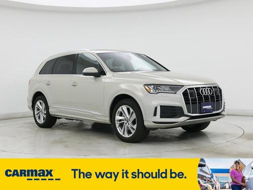 2023 Audi Q7 Premium Plus