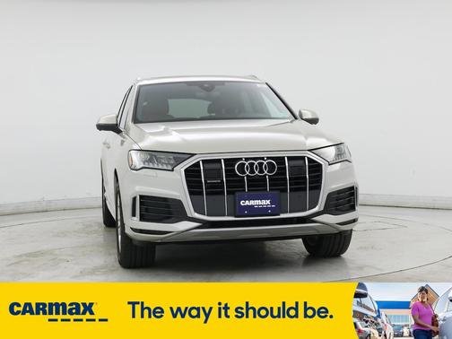 2023 Audi Q7 Premium Plus