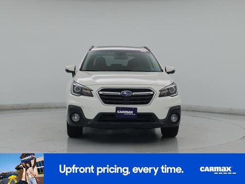 White 2018 Subaru Outback 3.6R Touring