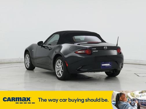 2016 Mazda MX-5 Miata Sport