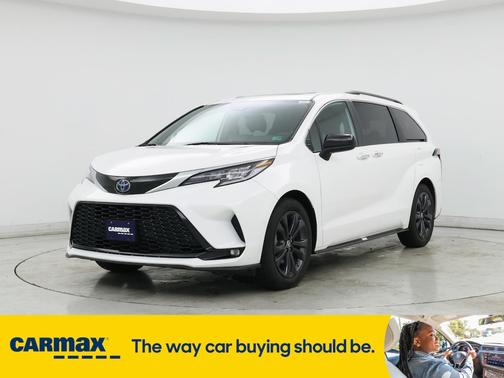 2022 Toyota Sienna XSE