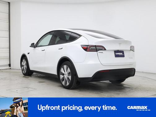 White 2023 Tesla Model Y