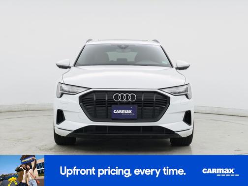 2022 Audi e-tron Premium