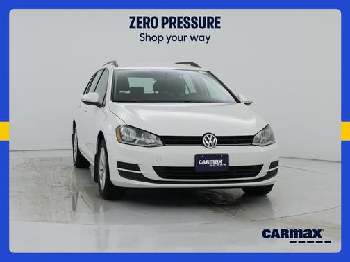 White 2017 Volkswagen Golf S