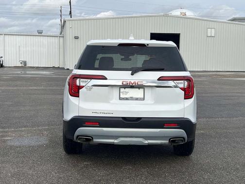 2023 GMC Acadia FWD SLE