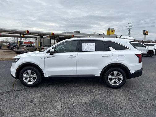 2023 Kia Sorento LX