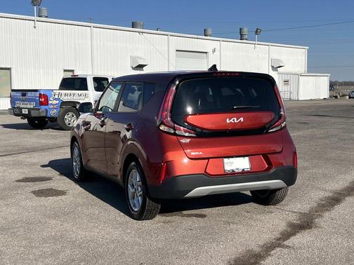 2024 Kia Soul LX