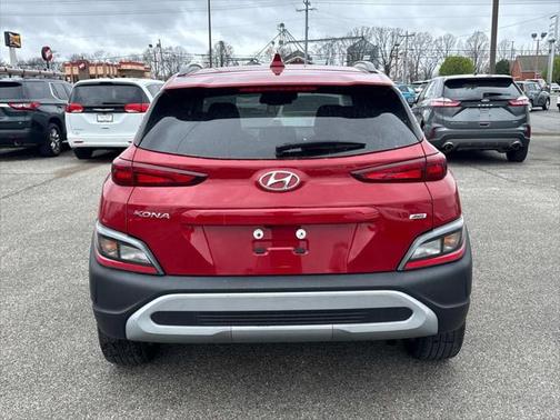 2022 Hyundai KONA SEL