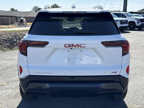 2026 GMC Terrain AWD AT4