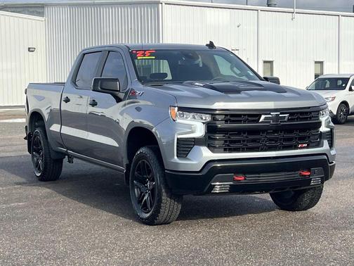 2025 Chevrolet Silverado 1500 LT Trail Boss