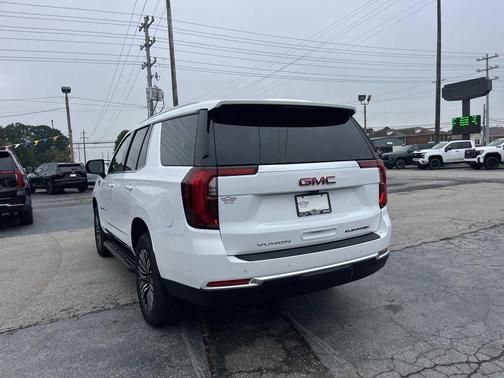 2026 GMC Yukon 2WD Elevation