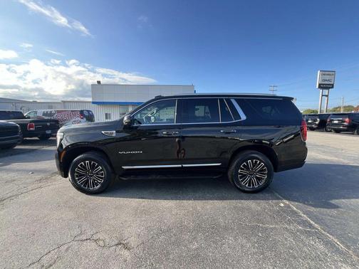 2026 GMC Yukon 2WD Elevation