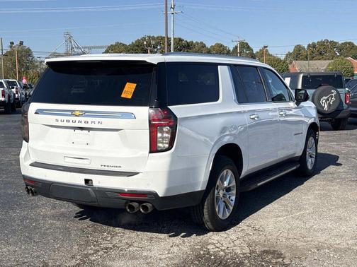 2023 Chevrolet Suburban Premier