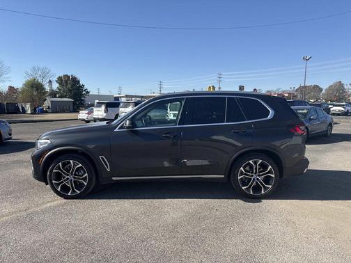 2023 BMW X5 sDrive40i