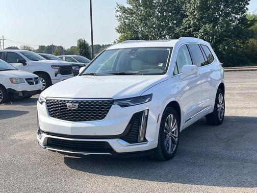 2022 Cadillac XT6 Premium Luxury AWD
