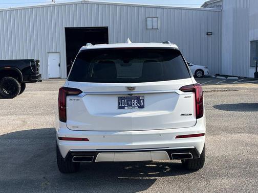 2022 Cadillac XT6 Premium Luxury AWD