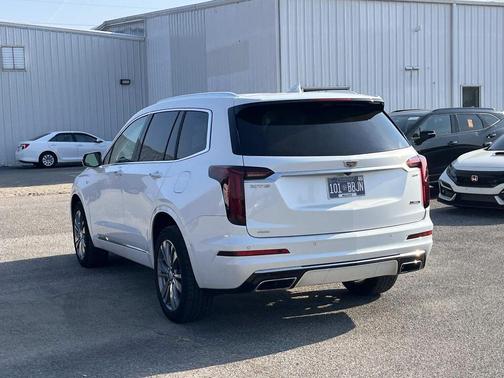 2022 Cadillac XT6 Premium Luxury AWD
