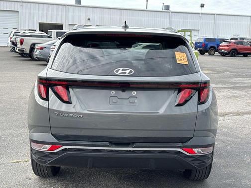 2024 Hyundai TUCSON SEL