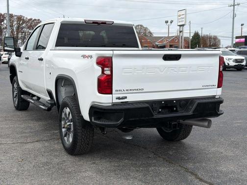 2023 Chevrolet Silverado 2500 Custom