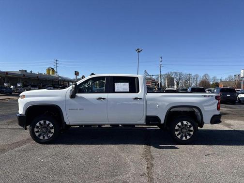 2023 Chevrolet Silverado 2500 Custom